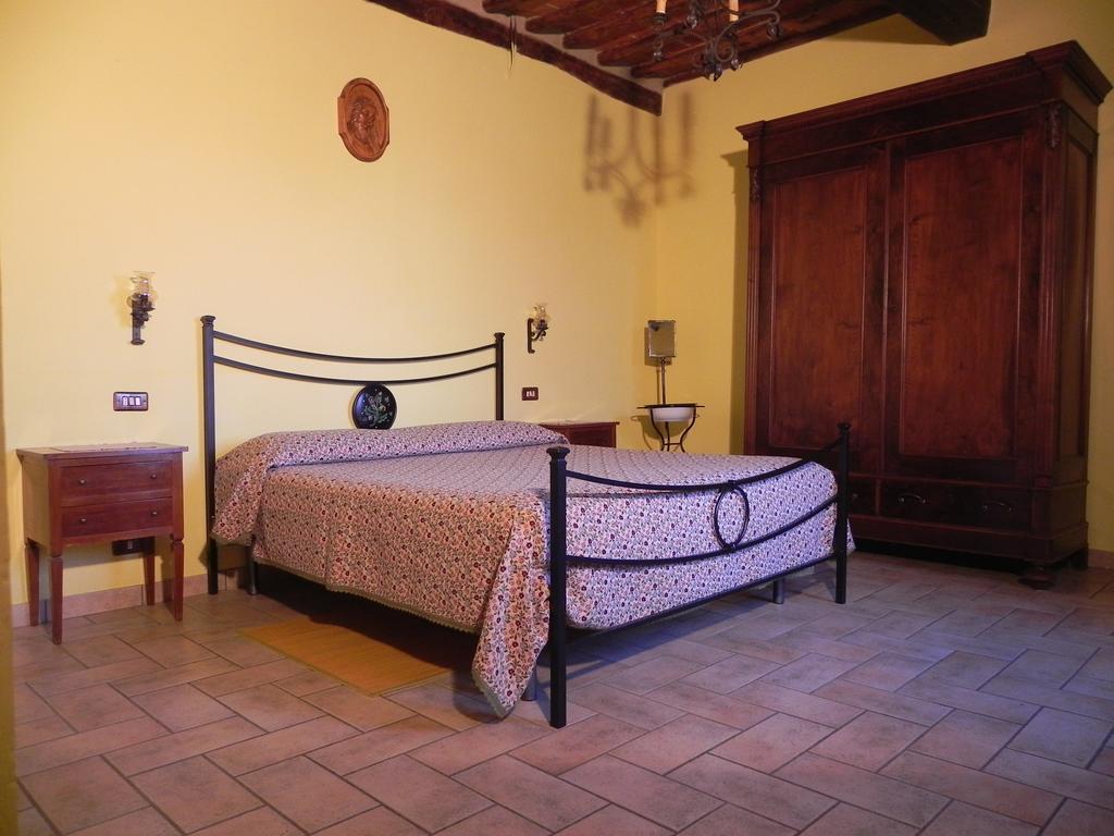 Montepulciano Stazione Agriturismo Podere Fucile חדר תמונה